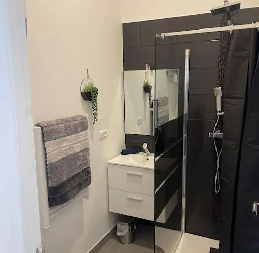 Apartment Joli Maisonnette Avec Cachet *