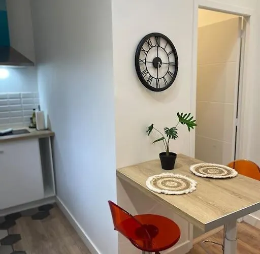 Joli Maisonnette Avec Cachet Apartment *